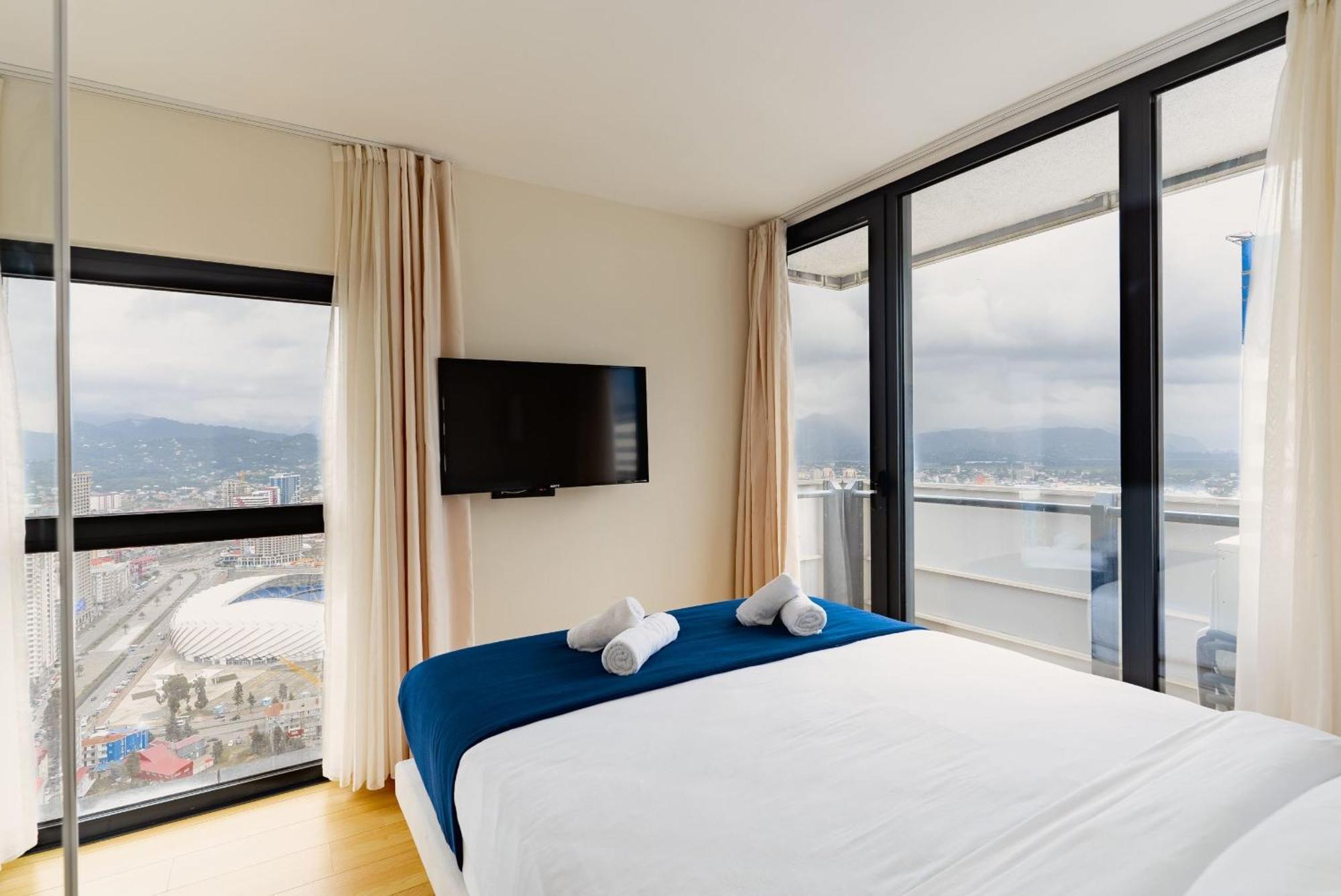 Orbi Twin Towers Aparthotel With Sea View Batumi Kültér fotó